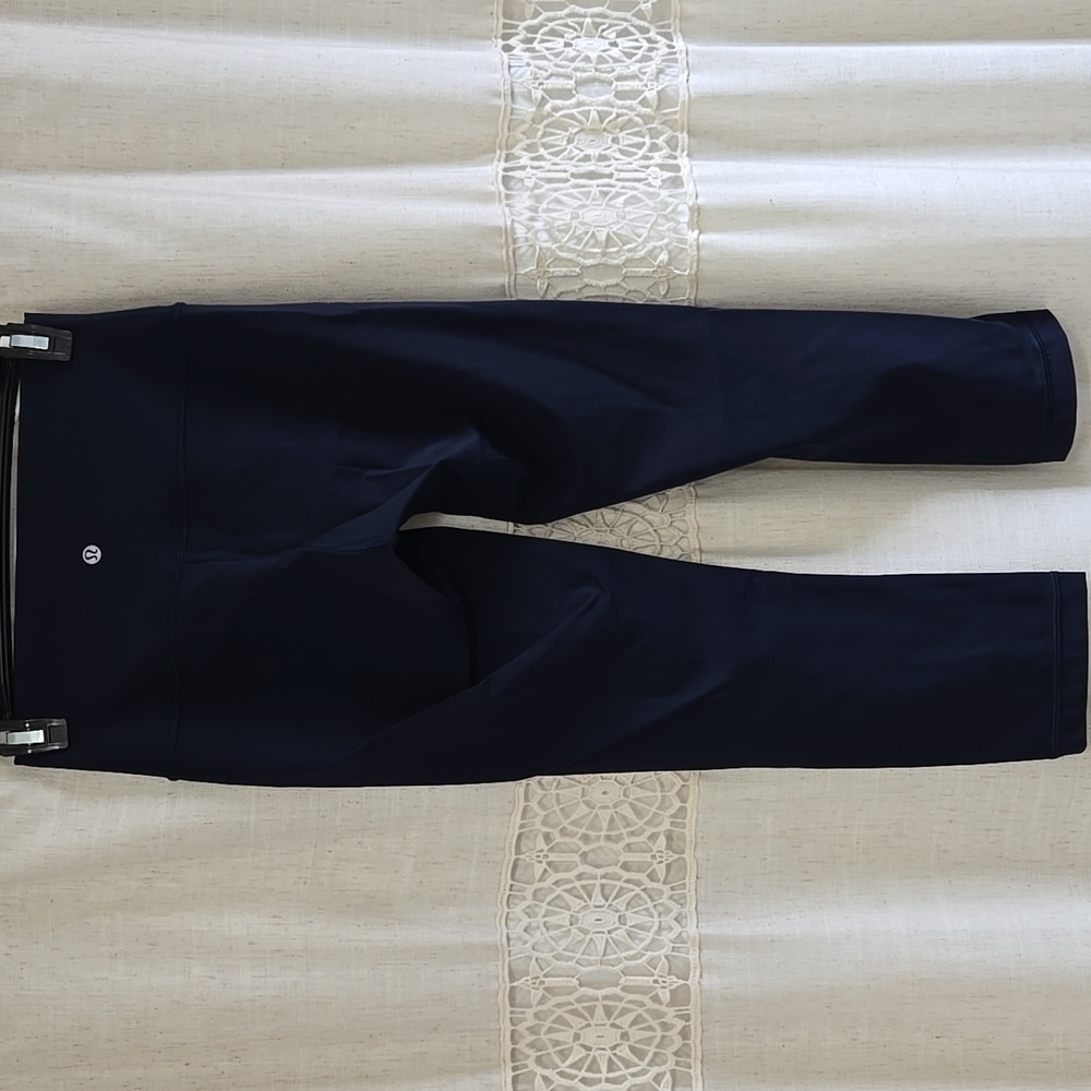 Lululemon Wunder Under Crop (Hi-Rise) *Full-On Luxtreme 21" True Navy - Picture 7 of 10